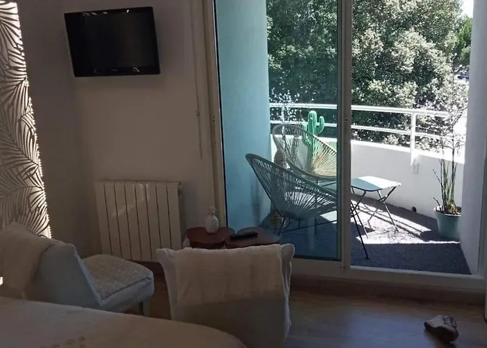 - Les Voiles De شقة La Baule