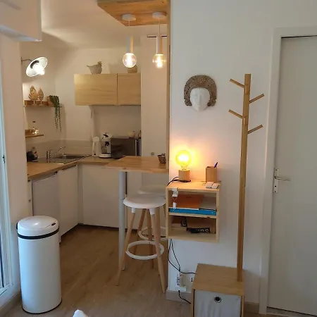 アパート - Les Voiles De